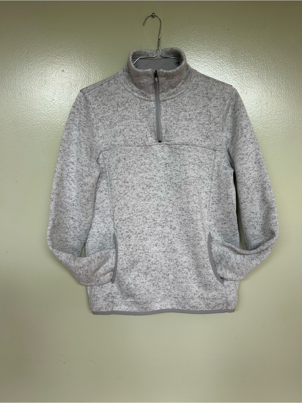 Thread & Supply Women's Heathered Light Gray Quarter-Zip Pullover
